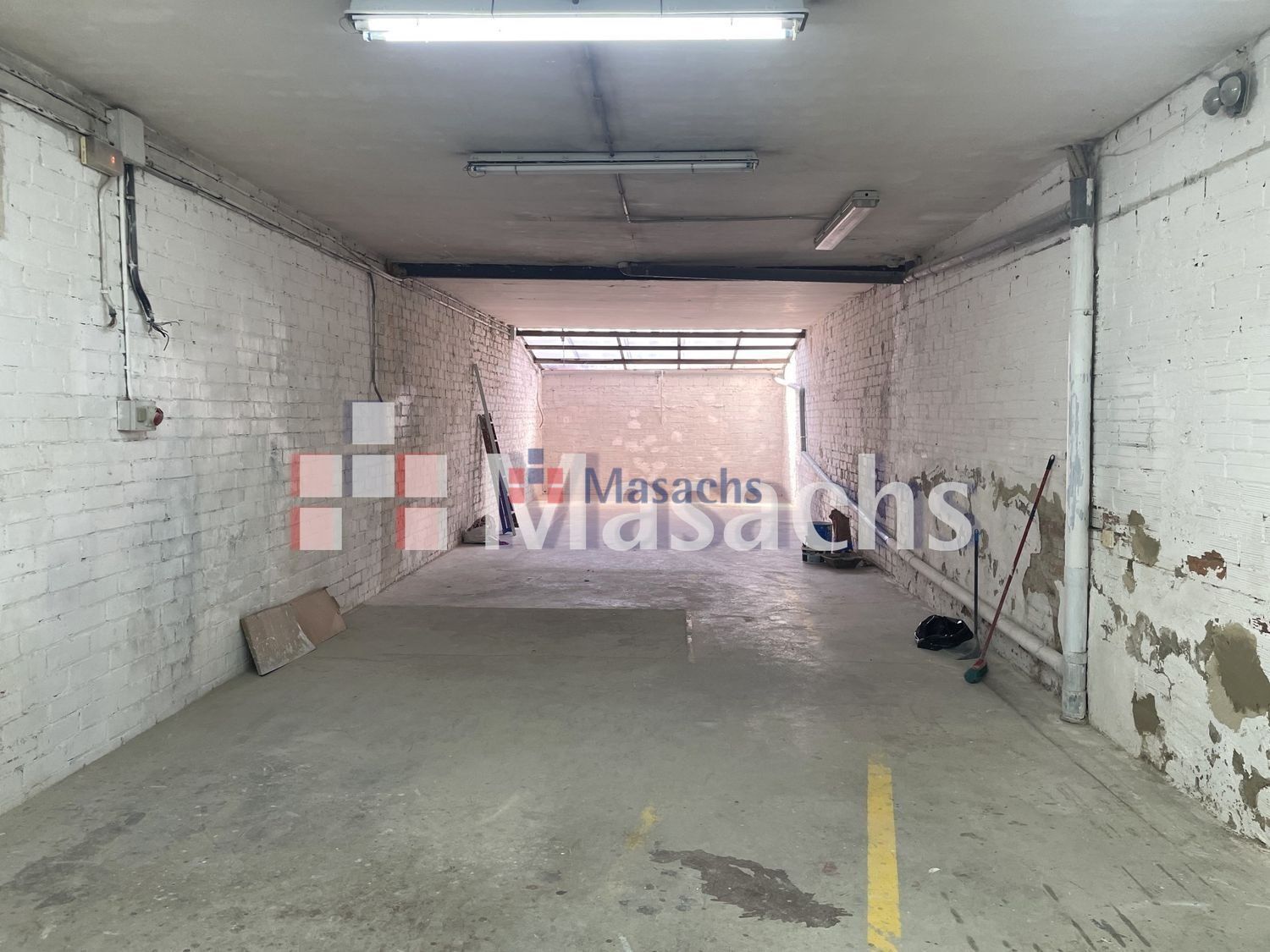 Nau industrial de lloguer en Terrassa
