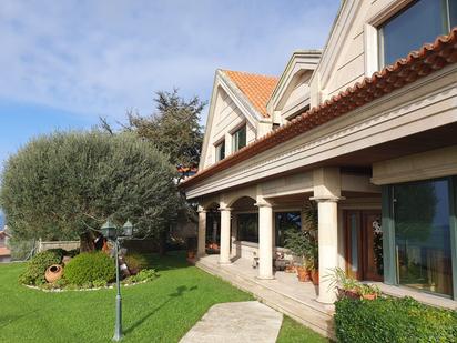 Exterior view of House or chalet for sale in Vigo   with Private garden, Parquet flooring and Terrace