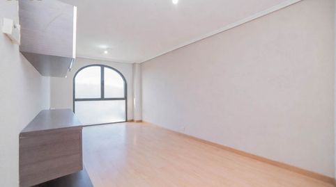 Foto 2 de Piso en venta en La Fortuna, Leganés