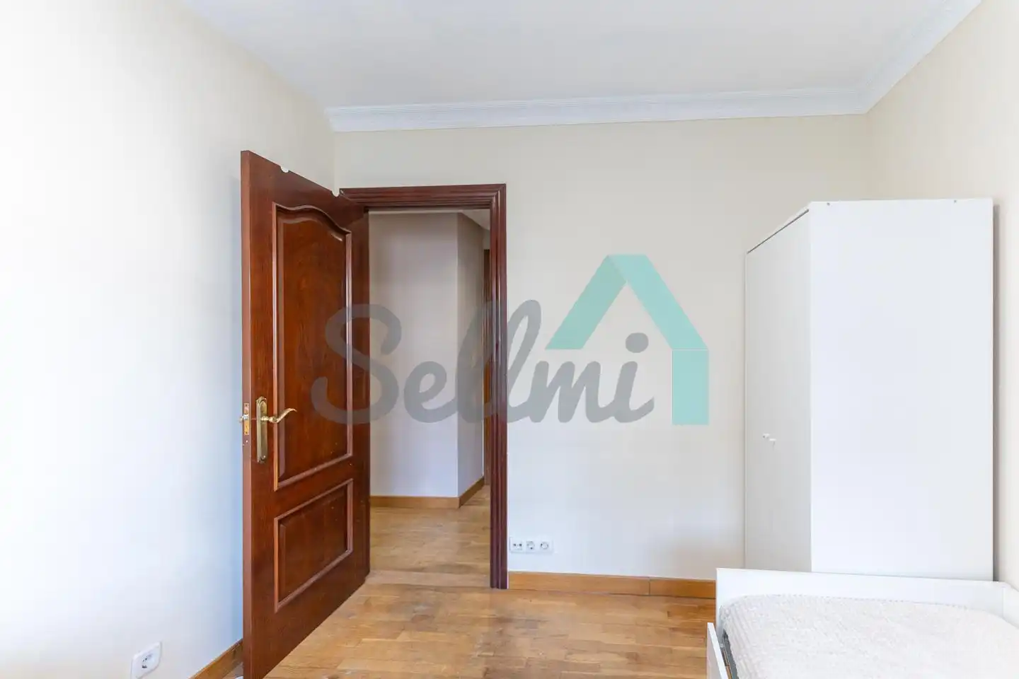 Flat for rent in Calle Luis Braille, Milán - Pumarín