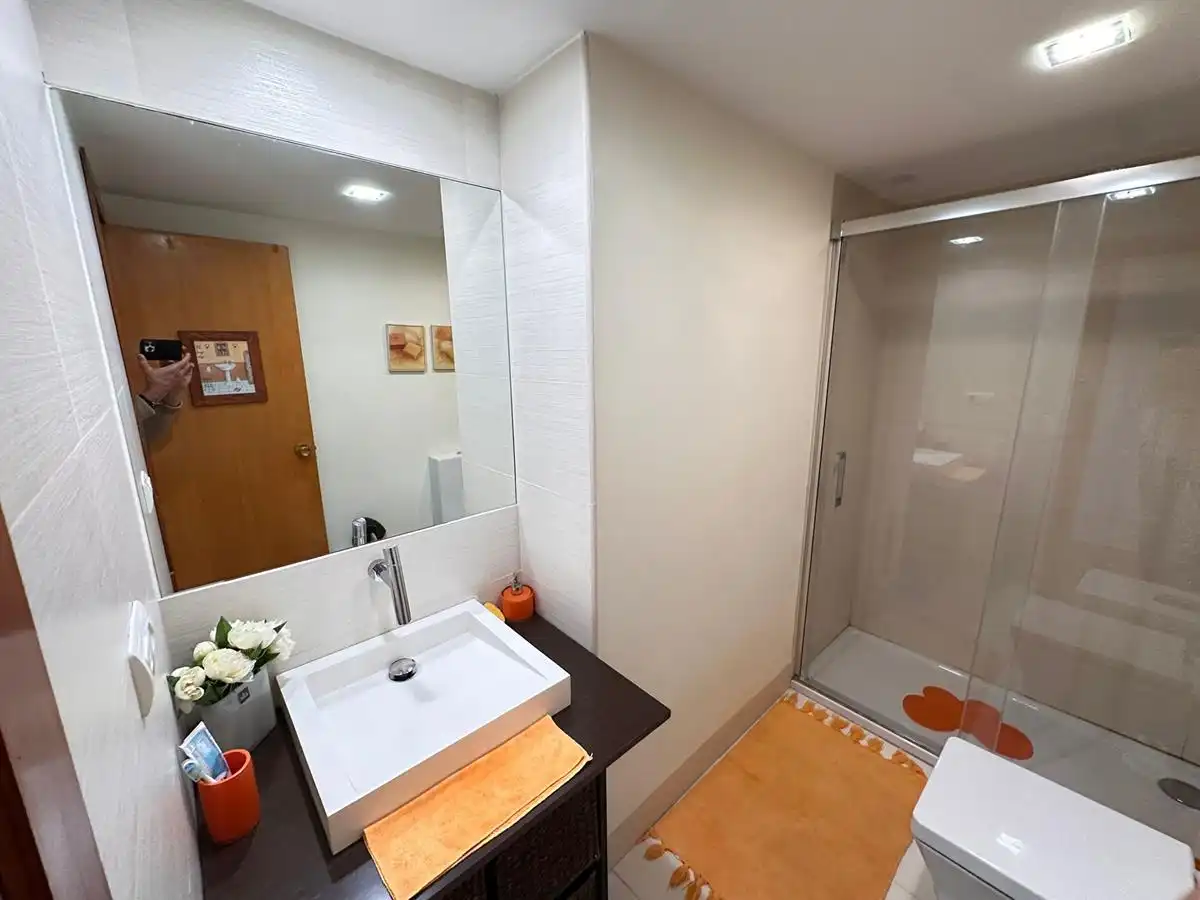Bathroom of Flat for rent in Almuñécar  with Terrace, Furnished and Oven