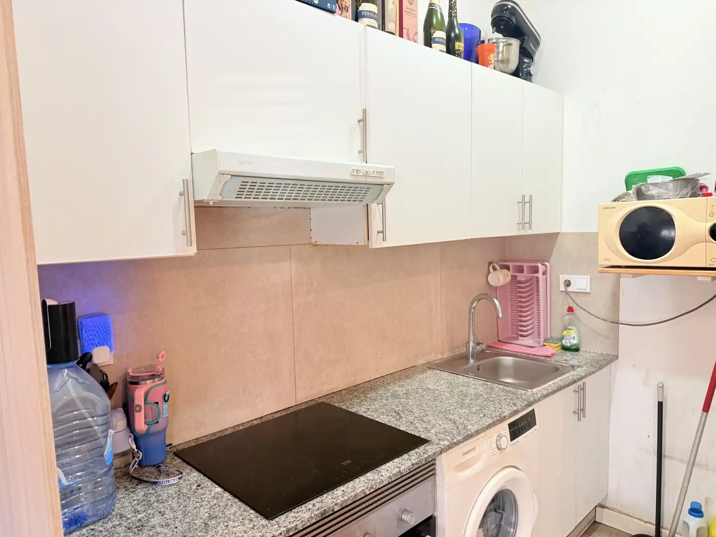 Cocina de Piso en venta en Badalona con Amueblado, Horno y Lavadora