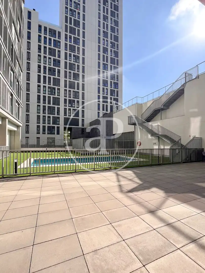 Piscina de Piso en venta en Valencia con Aire acondicionado, Calefacción y Jardín privado