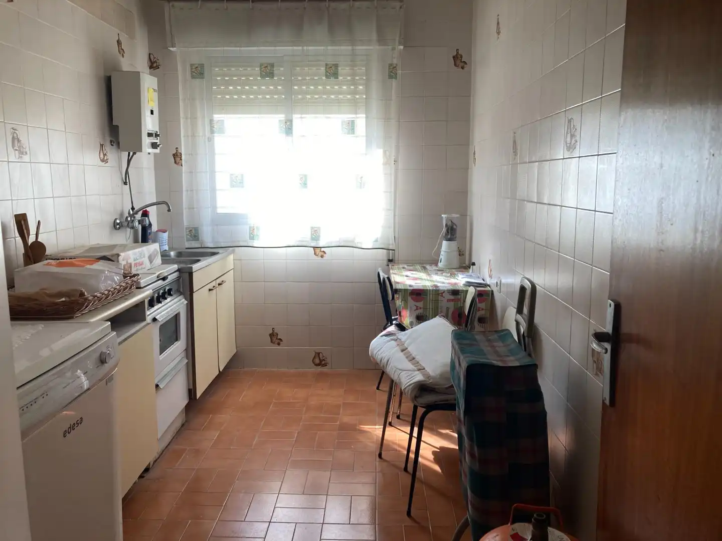 Cocina de Edificio en venta en Barbate