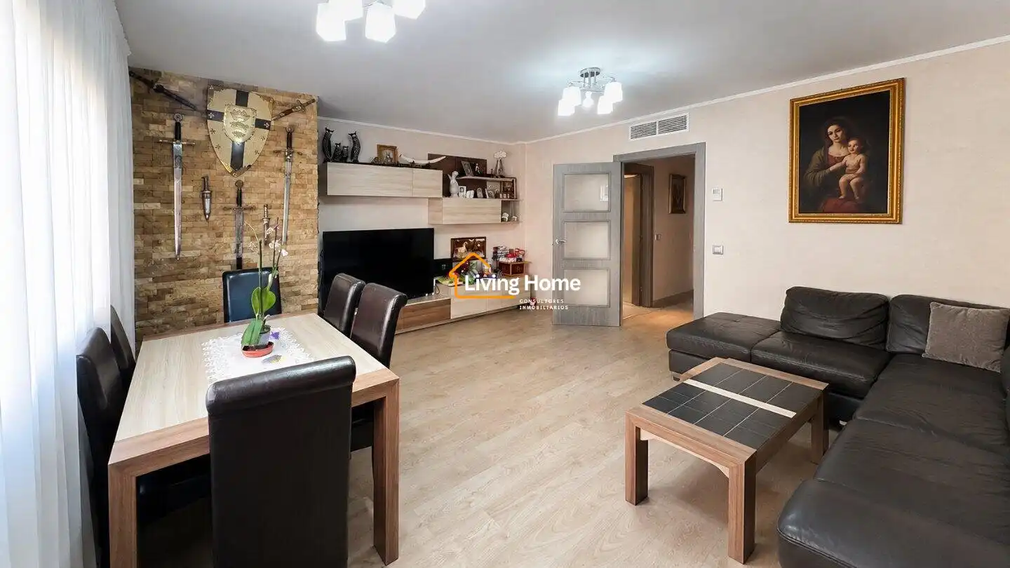 Appartamento con ascensore in vendita a Casc Antic - Nou Cambrils, imagen 4