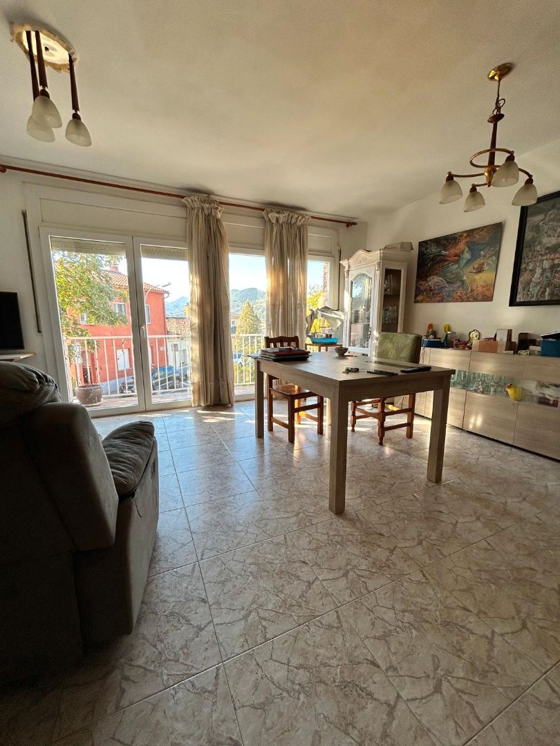 Casa adosada en venda a Avinguda Morrot, 4, Olot