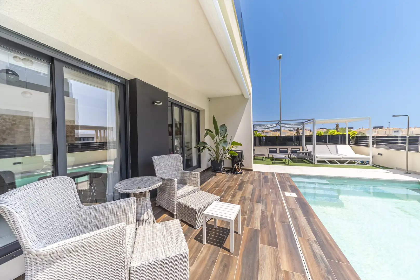 Casa con piscina en venta en Orihuela Costa