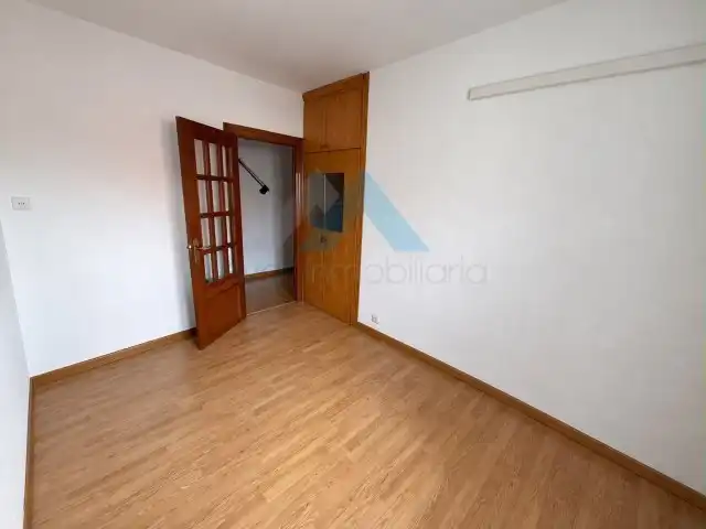Habitación de Piso en venta en Alcalá de Henares con Aire acondicionado, Calefacción y Parquet