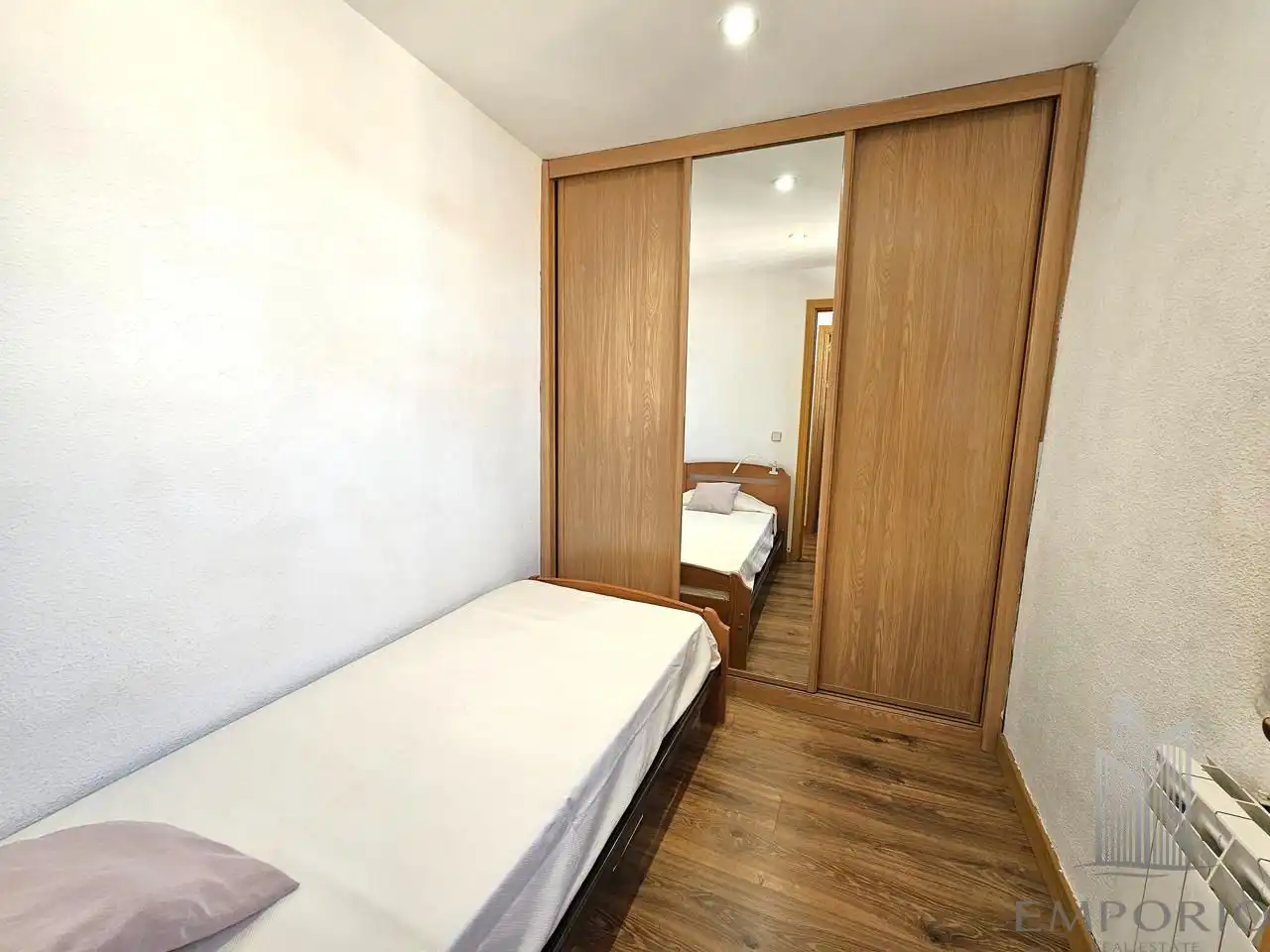 Flat for rent in Del Espejo, Palacio