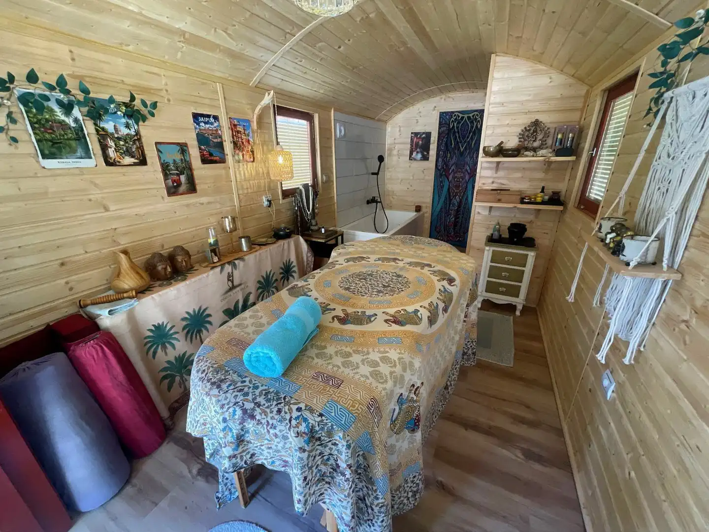 Bedroom of Country homes for sale in Villanueva de la Concepción  with Air Conditioner, Heating and Private garden