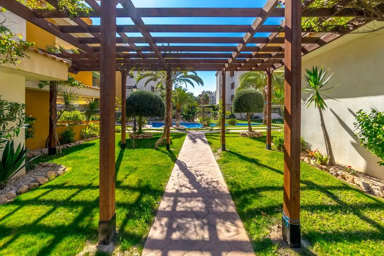 Apartament amb piscina en venda a Avenida de las Olas, imagen 20