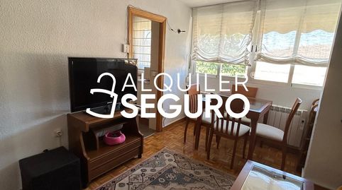 Foto 5 de Piso de alquiler en De Los Cinceladores, Arcos, Madrid Capital