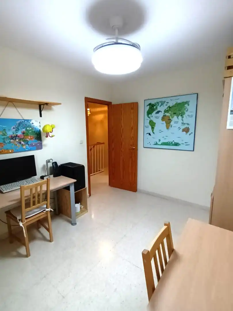 Habitación de Casa adosada en venta en Trujillanos con Terraza y Trastero
