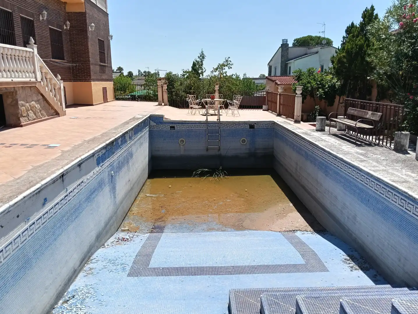 Piscina de Casa o xalet en venda en Casarrubios del Monte amb Aire condicionat, Calefacció i Jardí privat