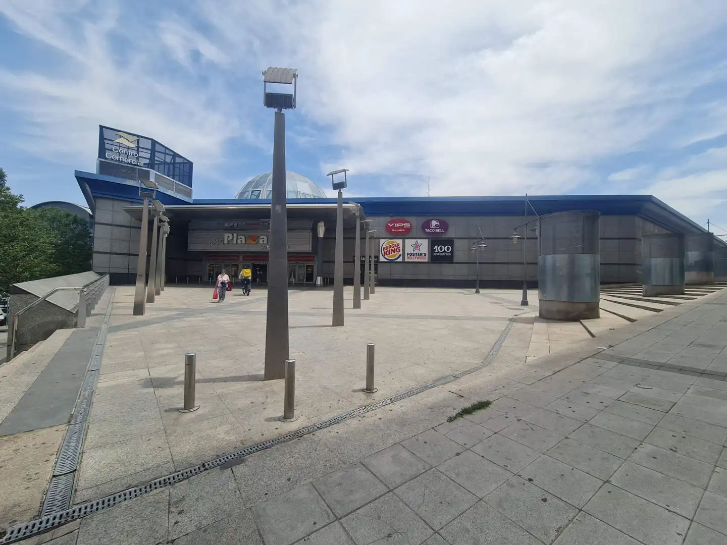 Exterior view of Flat for sale in Fuenlabrada  with Air Conditioner, Heating and Parquet flooring