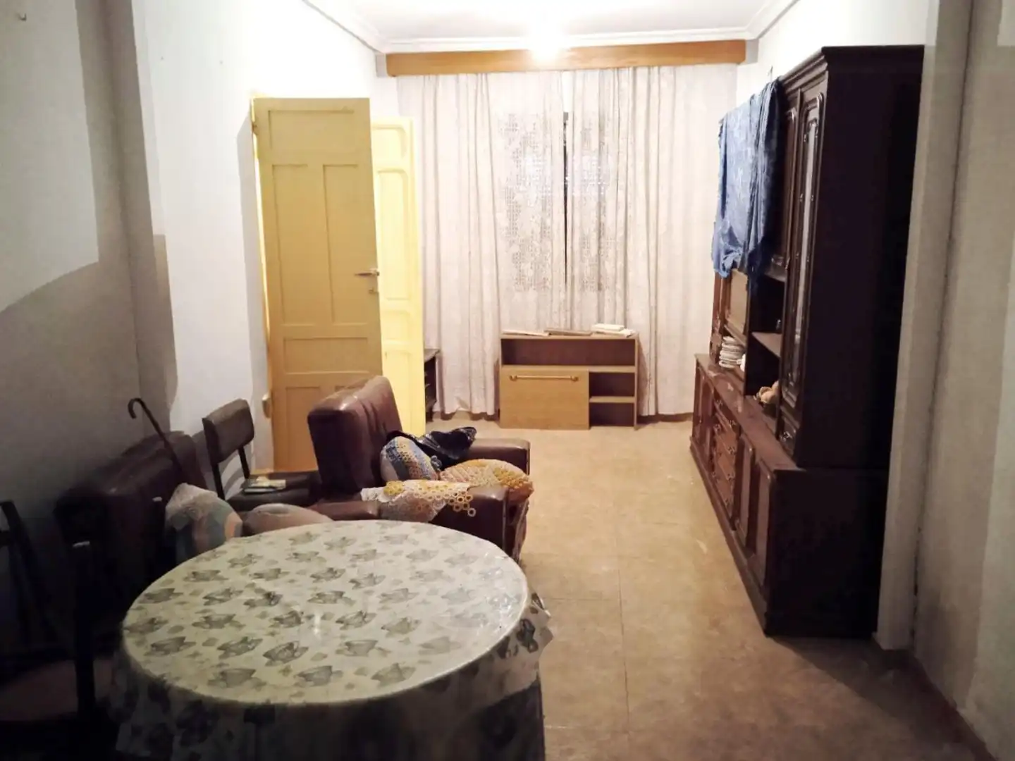 Sala d'estar de Casa adosada en venda en Ciudad Real amb Terrassa