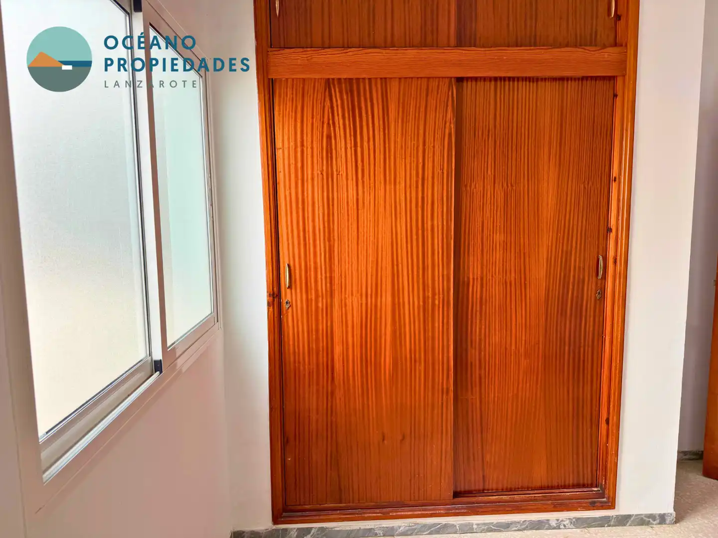 Habitación de Apartamento en venta en Arrecife con Terraza, Trastero y Balcón