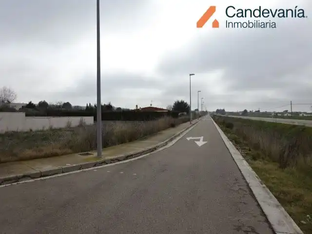 Terreni e lotti in vendita a San Mateo de Gállego, imagen 2
