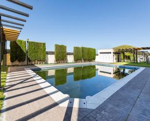 Swimming pool of Single-family semi-detached for sale in Las Gabias  with Air Conditioner, Heating and Private garden