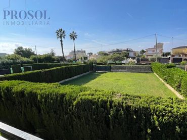 Casa en venta en Calle Ribesalbes