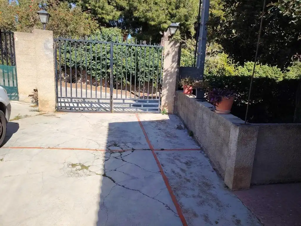 Parkplatz von Haus oder Chalet zur Miete in Olocau mit Möbliert