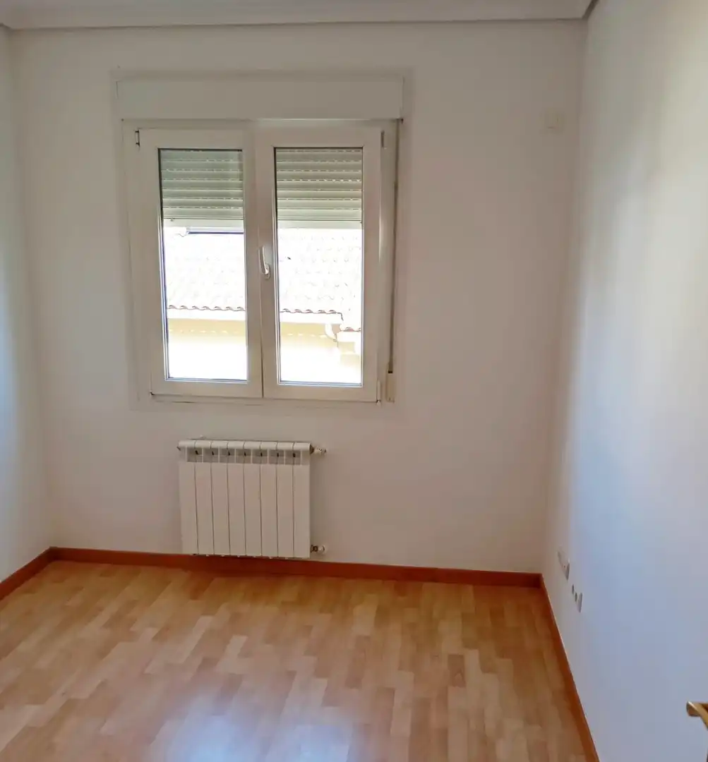 Bedroom of Detached homes for sale in Ciempozuelos  with Air Conditioner, Heating and Terrace