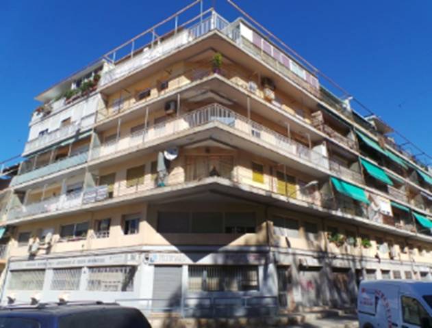 Piso en Venta en C/ Presbítero Balta Carrasco en Barrio de San Blas
