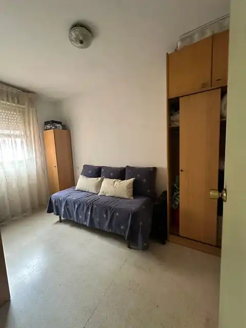Habitación de Piso en venta en Pravia con Calefacción y Amueblado