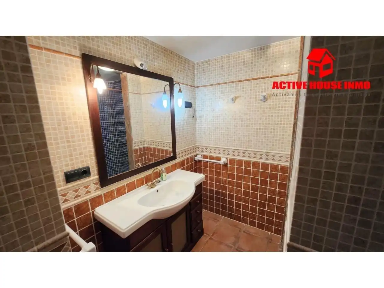 Baño de Finca rústica en venta en Camarles con Jardín privado, Terraza y Trastero