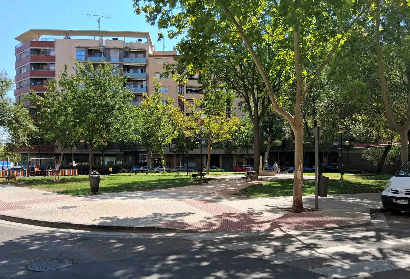 Vista exterior de Piso en venta en Zaragoza con Calefacción y Balcón
