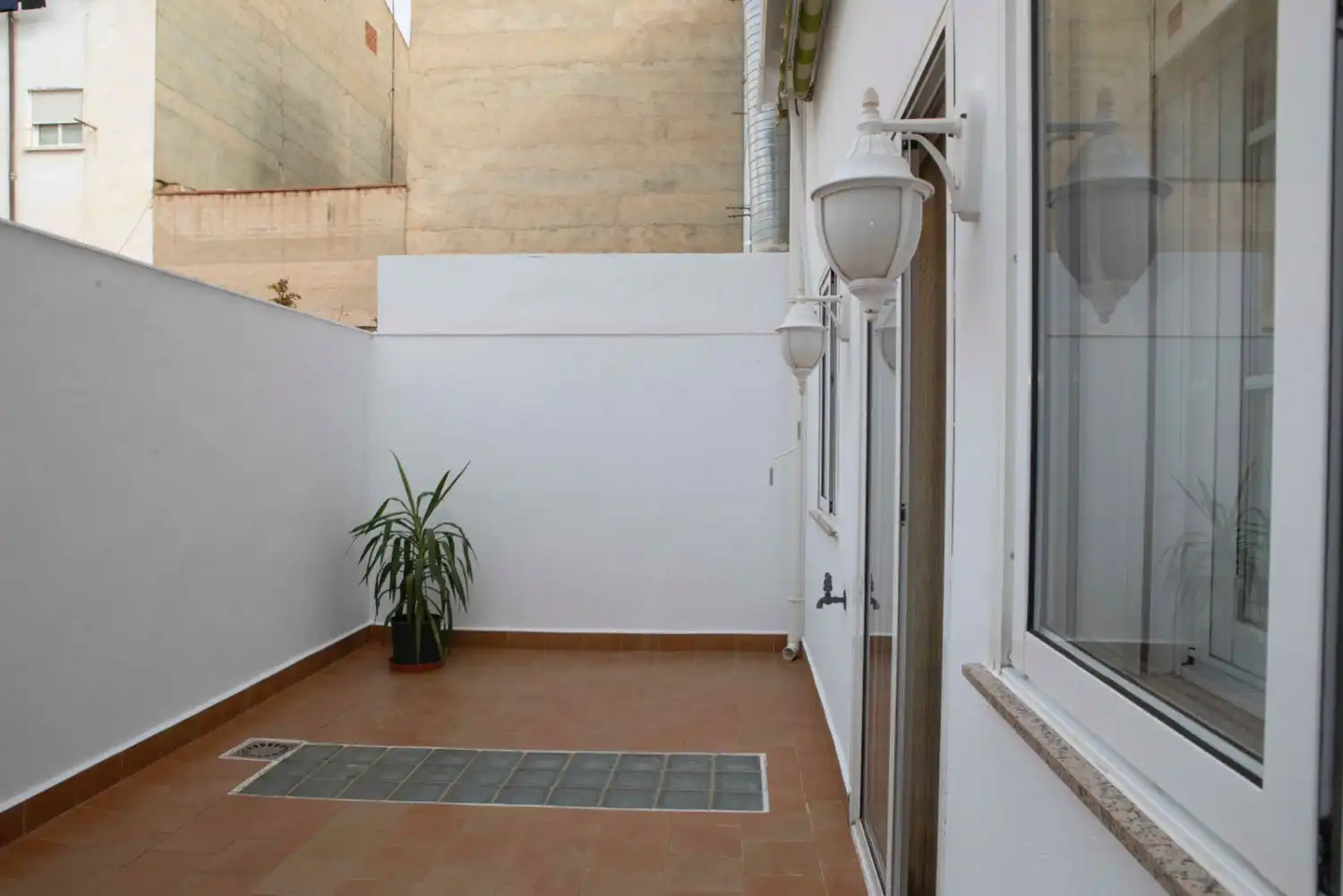 Casa a schiera con terrazza in vendita a hermanos pinzón