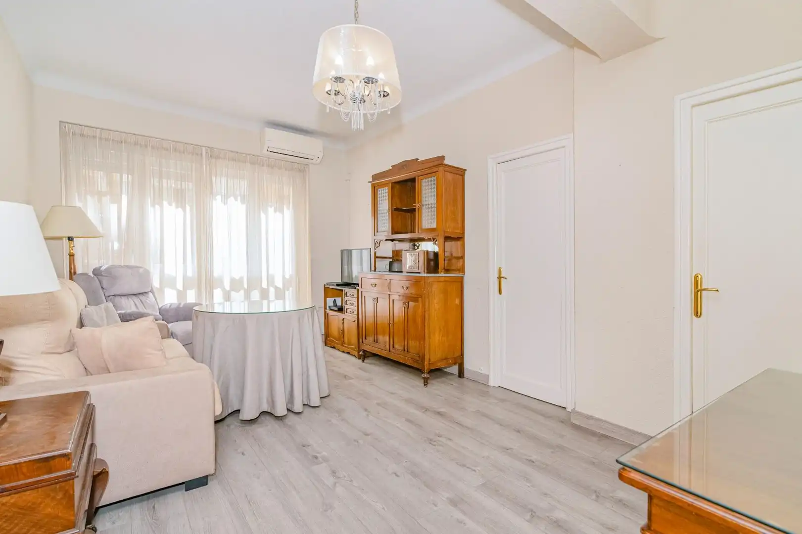 Flat with lift for sale in Calle ISAAC ALBENIZ, imagen 2