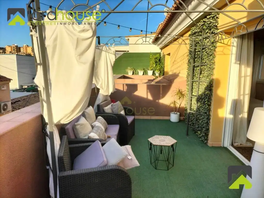 Houses for sale in Calle Francisco Pizarro, San Antonio