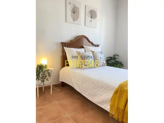 Casa aparellada amb terrassa en venda a Cuevas del Becerro, imagen 51