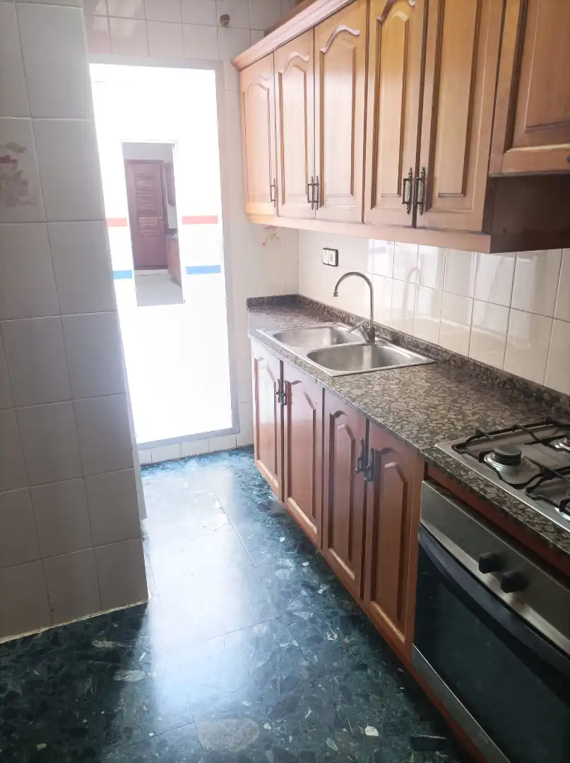 Cocina de Piso en venta en Valencia con Terraza y Balcón