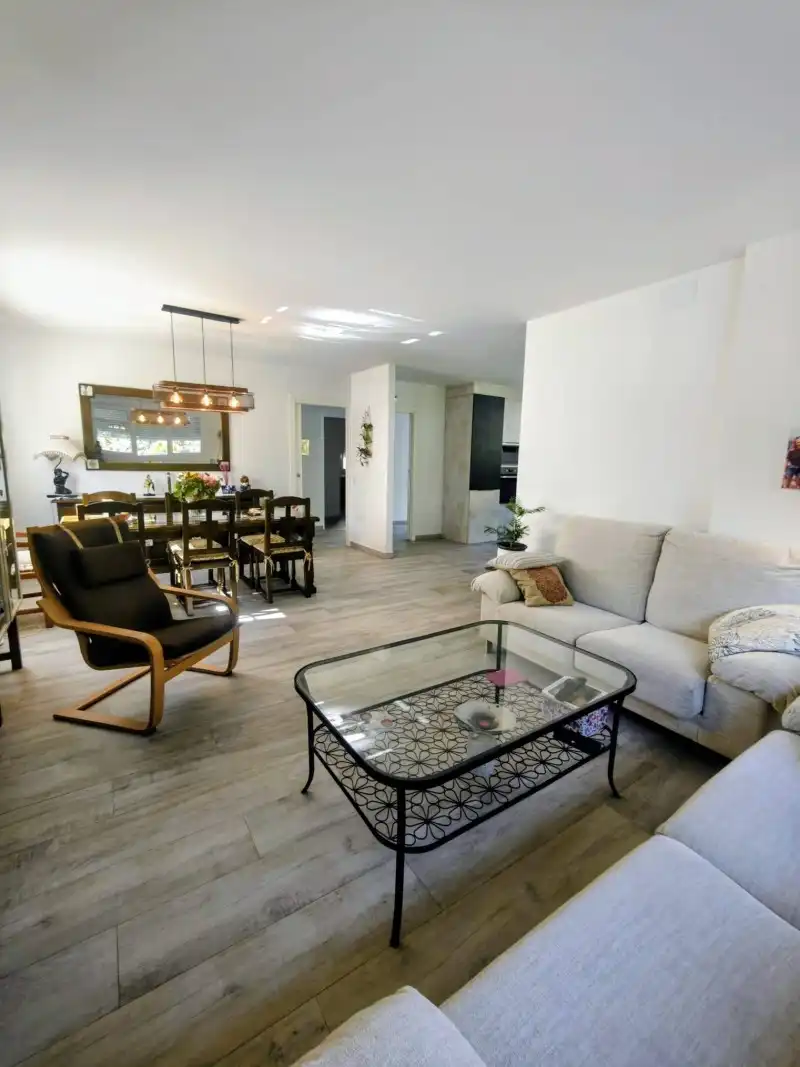 Sala d'estar de Casa o xalet en venda en Moralzarzal amb Aire condicionat, Calefacció i Piscina