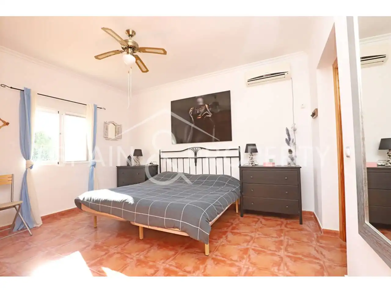 Villa avec piscine à vendre à Montroi / Montroy, imagen 21