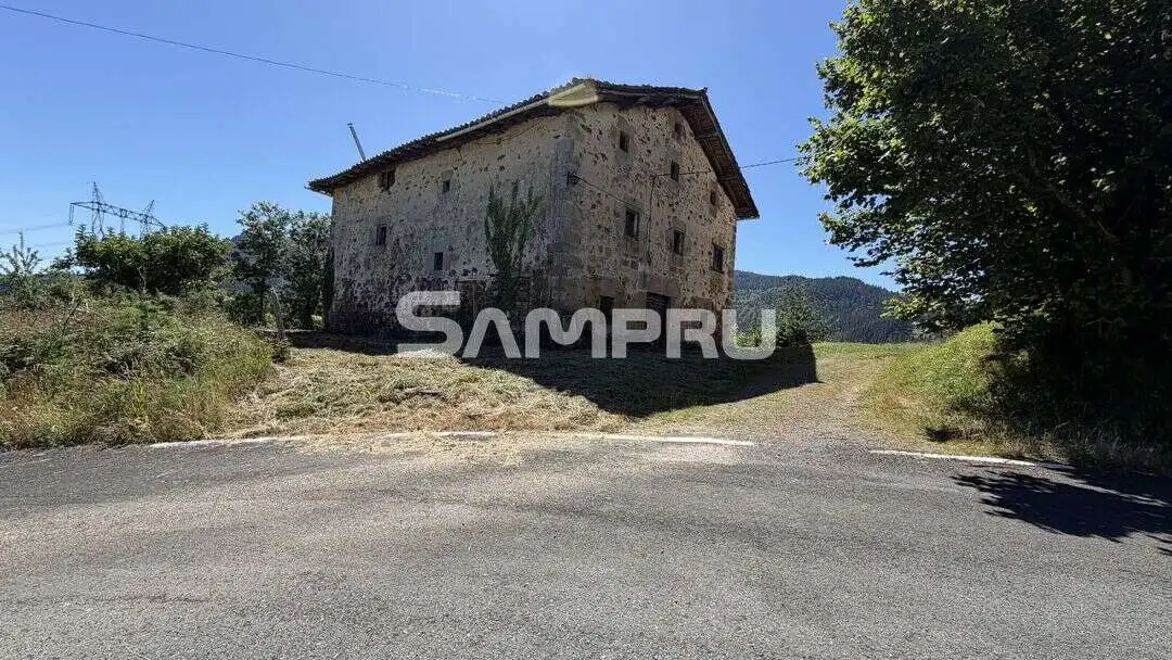 Casa rústica en venda a Eskoriatza, imagen 2