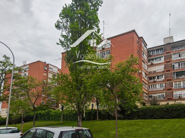 Piso con ascensor en venta en Calle de la Concepción