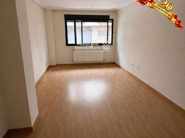 Wohnung mit Balkon zum Verkauf in Castellanos de Moriscos
