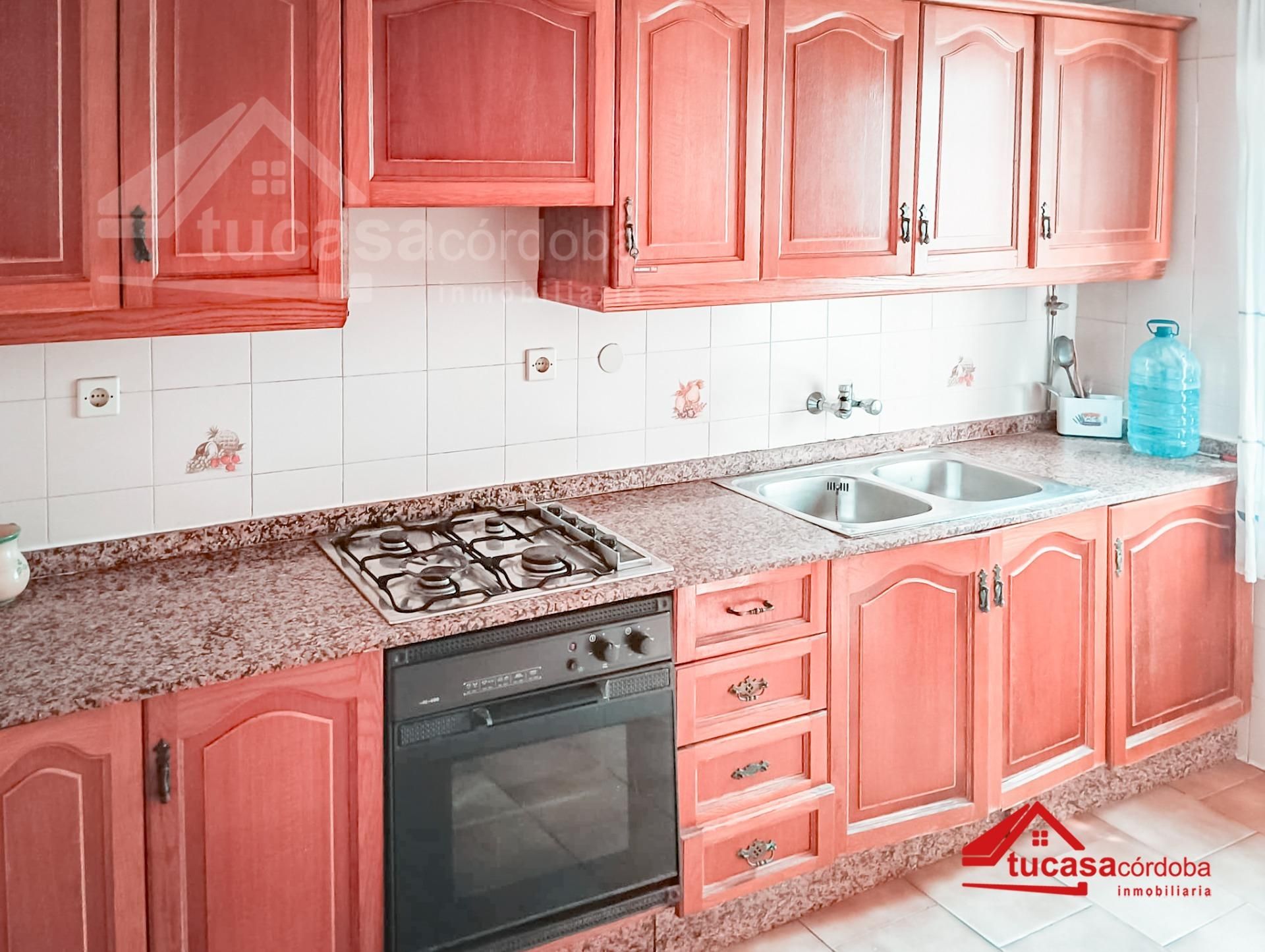 Cocina de Casa o chalet en venta en Guadalcázar con Aire acondicionado, Trastero y Amueblado