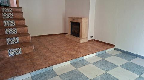 Foto 2 de Casa adosada en venda a Calle de la Siega, Velilla de San Antonio, Madrid