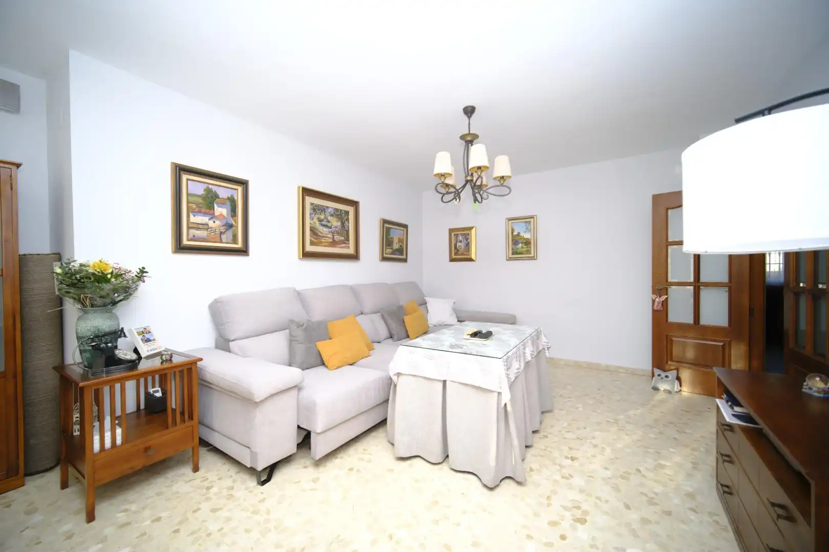Living room of Flat for rent in Alcalá de Guadaira  with Air Conditioner and Furnished
