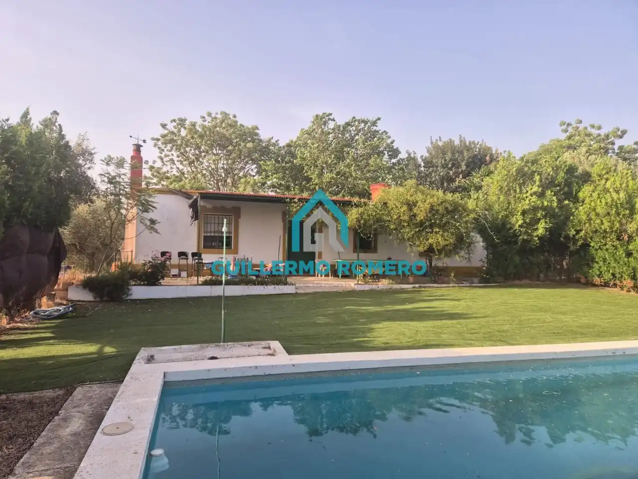 Casa rústica en venda a La Puebla del Río, imagen 2