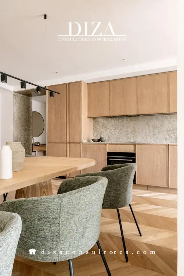 Küche von Maisonette zum Verkauf in Madrid mit Klimaanlage und Terrasse