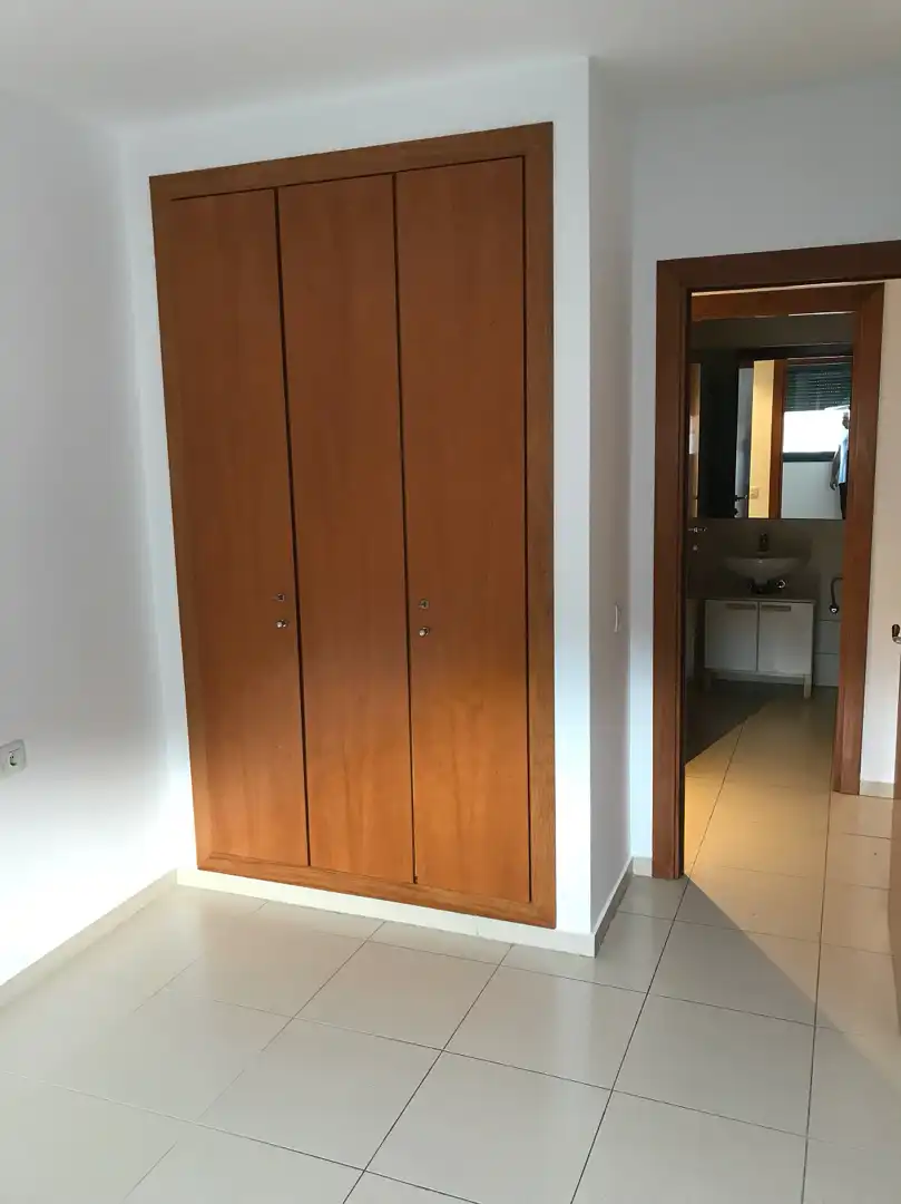 Piso en venta en Sant Joan Despí con Aire acondicionado, Calefacción y Horno