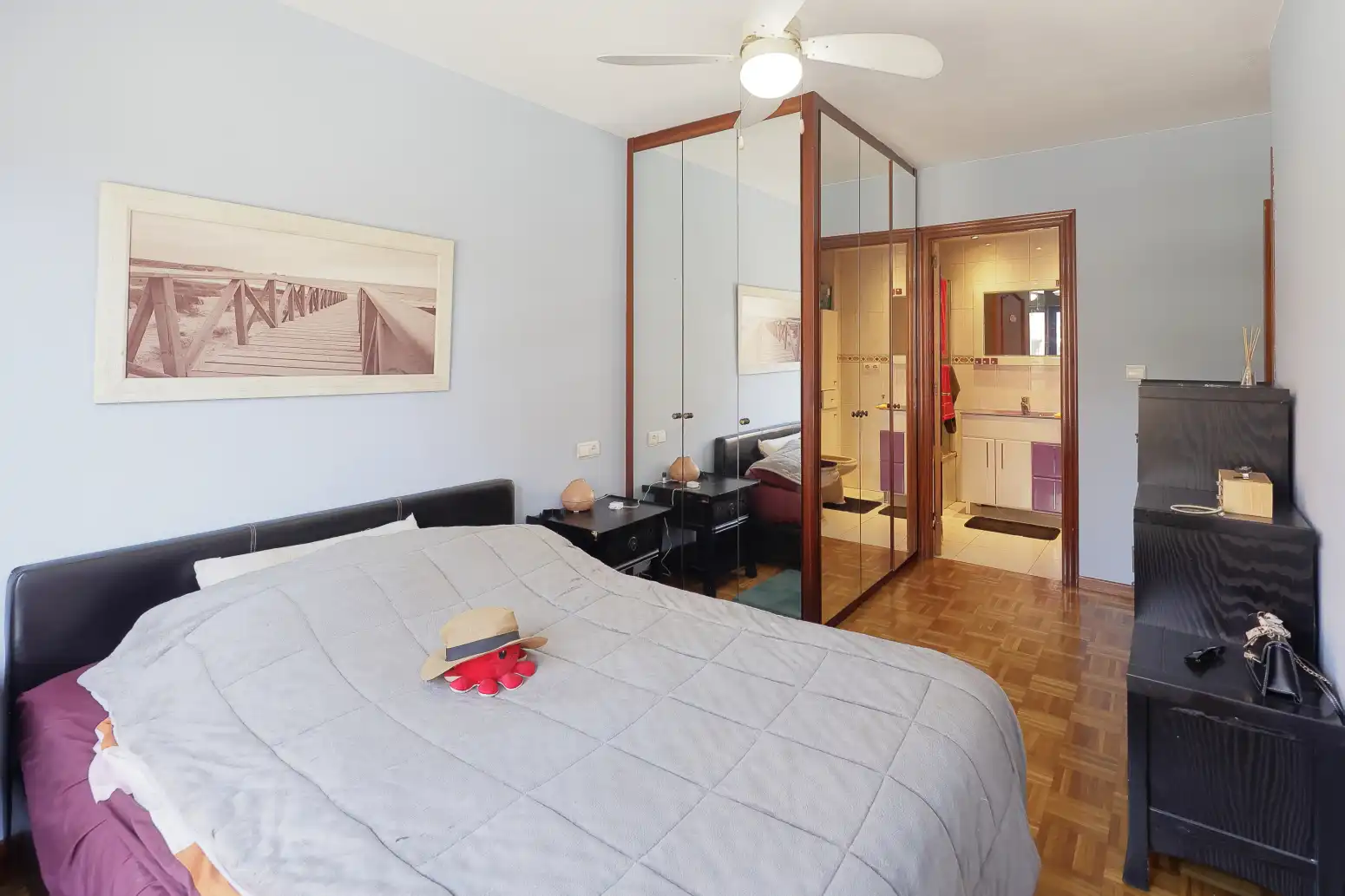 Habitación de Piso en venta en Oviedo  con Calefacción y Trastero