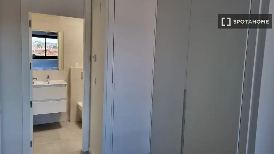 Habitació a Juan Carlos I