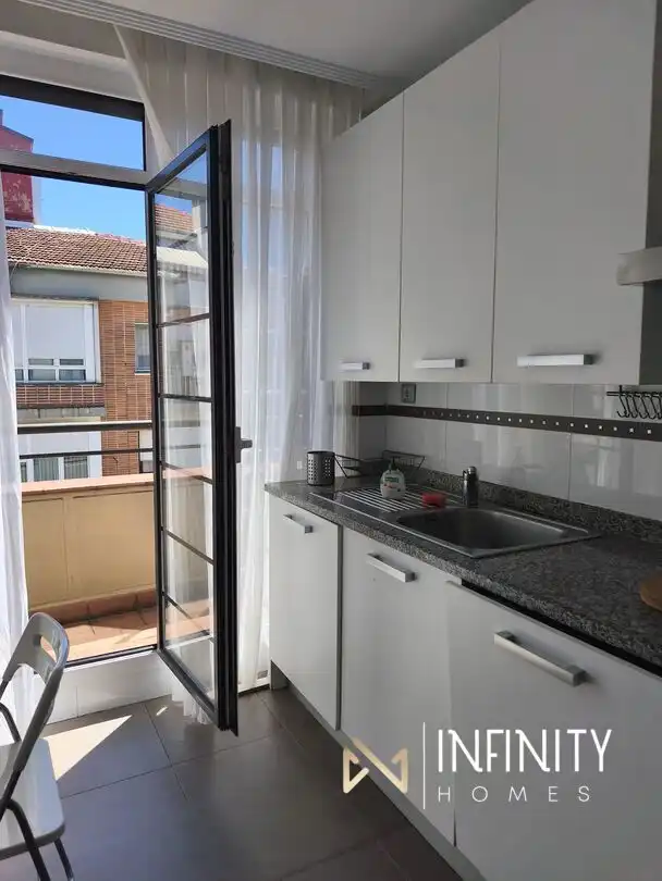 Cuina de Pis de lloguer en Bilbao  amb Calefacció, Terrassa i Traster