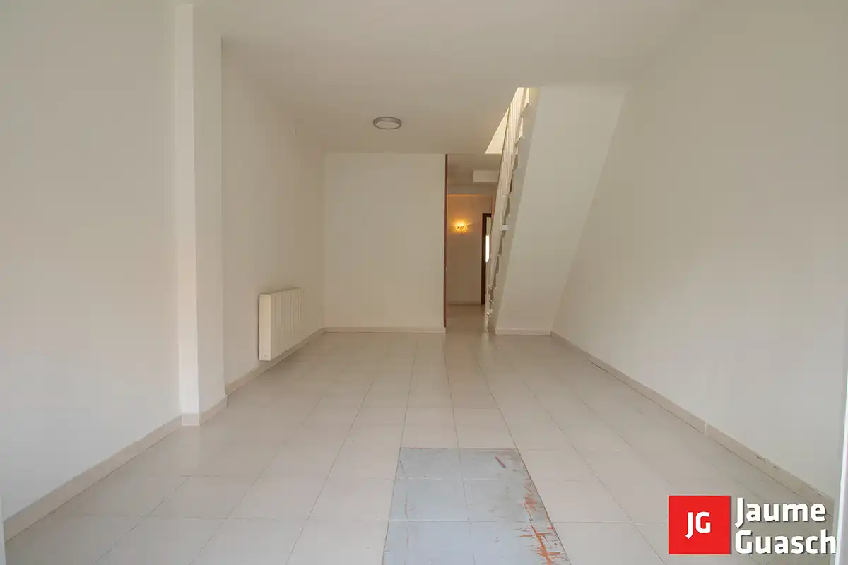 Piso en venta en Torredembarra con Calefacción, Terraza y Trastero
